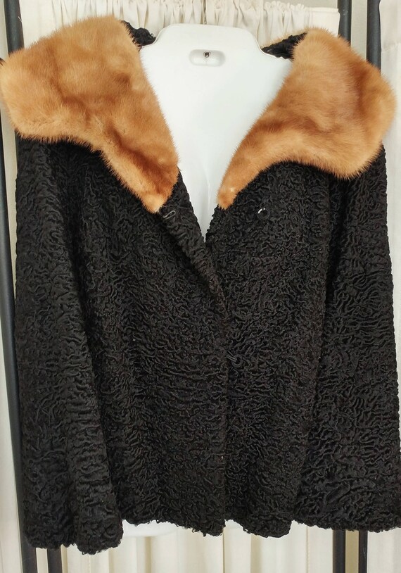 1960s Higbee's Fur Salon Black Lambswool Short Co… - image 2