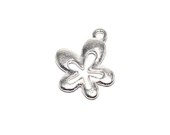 20, 50 or 100 Empty flower 17x15mm silver metal (Pendant / charm)