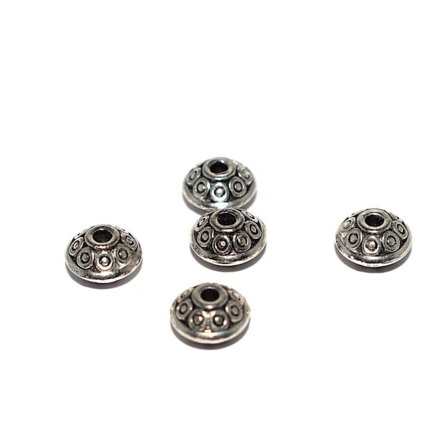20, 50 ou 100  perle ronde / rondelle (lentille) en métal 6 mm ethnique métal argenté