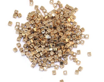 10 - 20 - 50 g Miyuki perle cube 1.8mm  galvanized gold SB-1052 (doré galvanisé 1052)