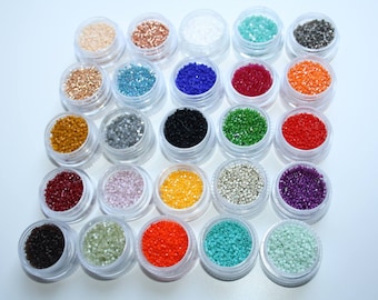 Box filled with 25 colors of miyuki delica 11/0 for weaving pearls 5g per box -