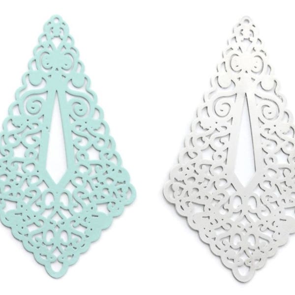 Estampe filigree  grande goutte pointue travaillé  (losange) 45x73mm  argenté ou vert menthe (pendentif filigrane)