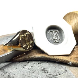 Mens/Ladies Gold Signet Ring 9ct Yellow, Rose or White Gold Signet Ring With Free Hand Engraved Monogram Initials image 1