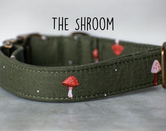 Mushroom Dog Collar: Fall Green Cotton Buckle Collar