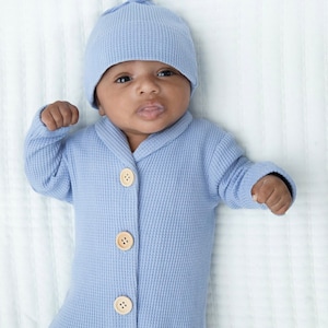 Baby boy organic footies . Newborn Coming Home Outfit . Home from hospital outfit. Preppy. Personalized boy gift.Name hat.Fall outfit