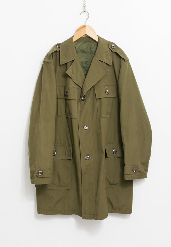 Vintage light jacket military parka in khaki gree… - image 10