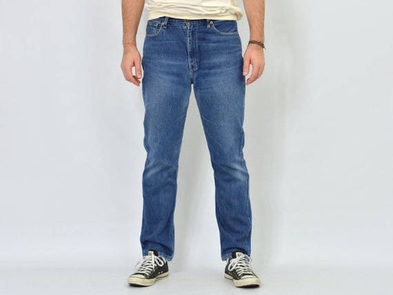 navy blue levi jeans