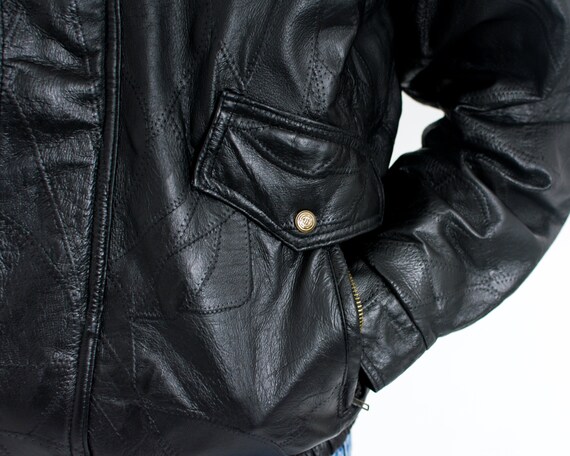 VESTE EN LAINE autrichienne originale des Jeux olympiques d’Innsbruck VESTE EN LAINE autrichienne originale des Jeux olympiques d’Innsbruck