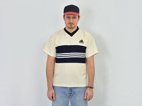 beige adidas t shirt