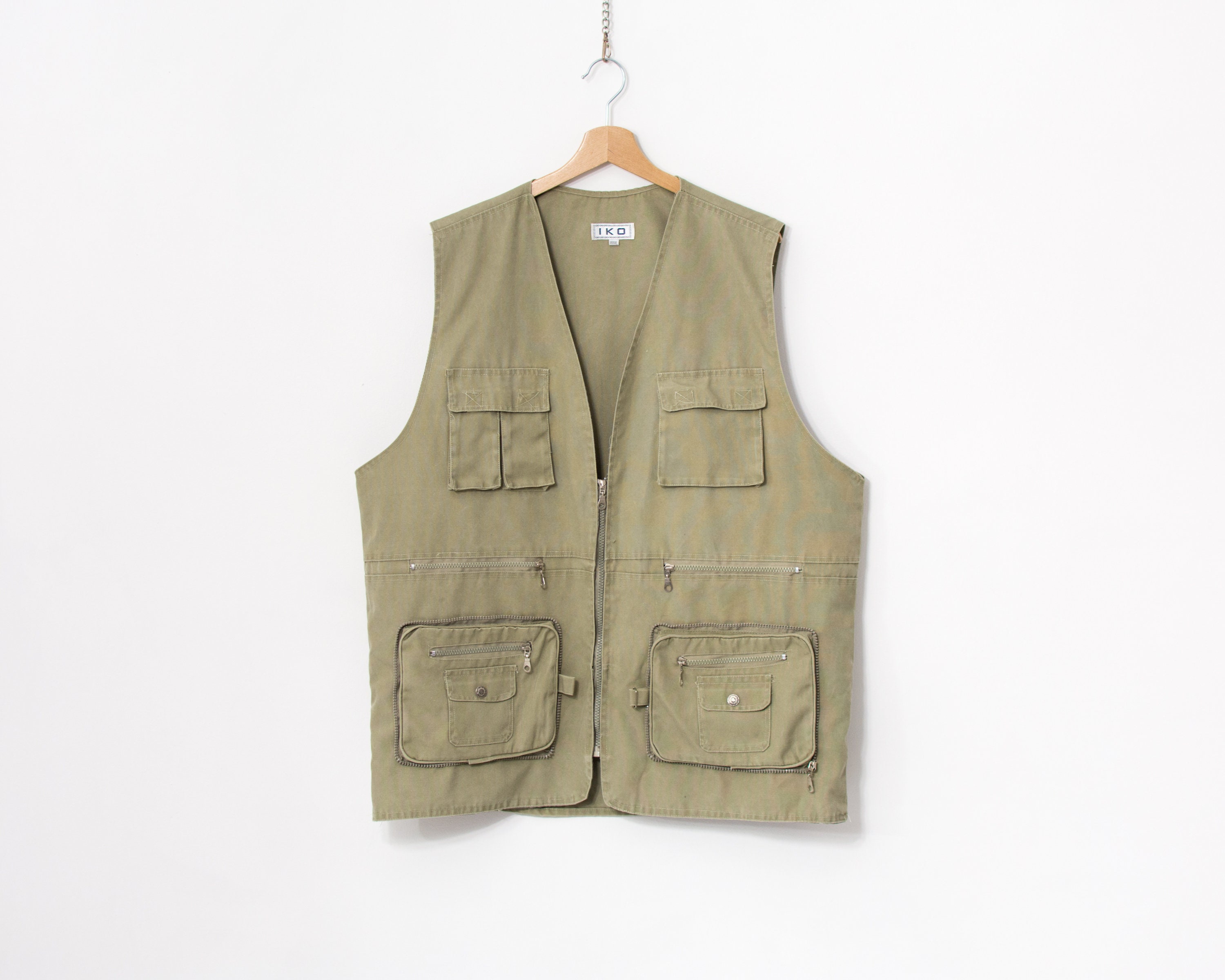 Cabelas Fishing Vest, Men's XL cotton Khaki type Vintage Second Hand