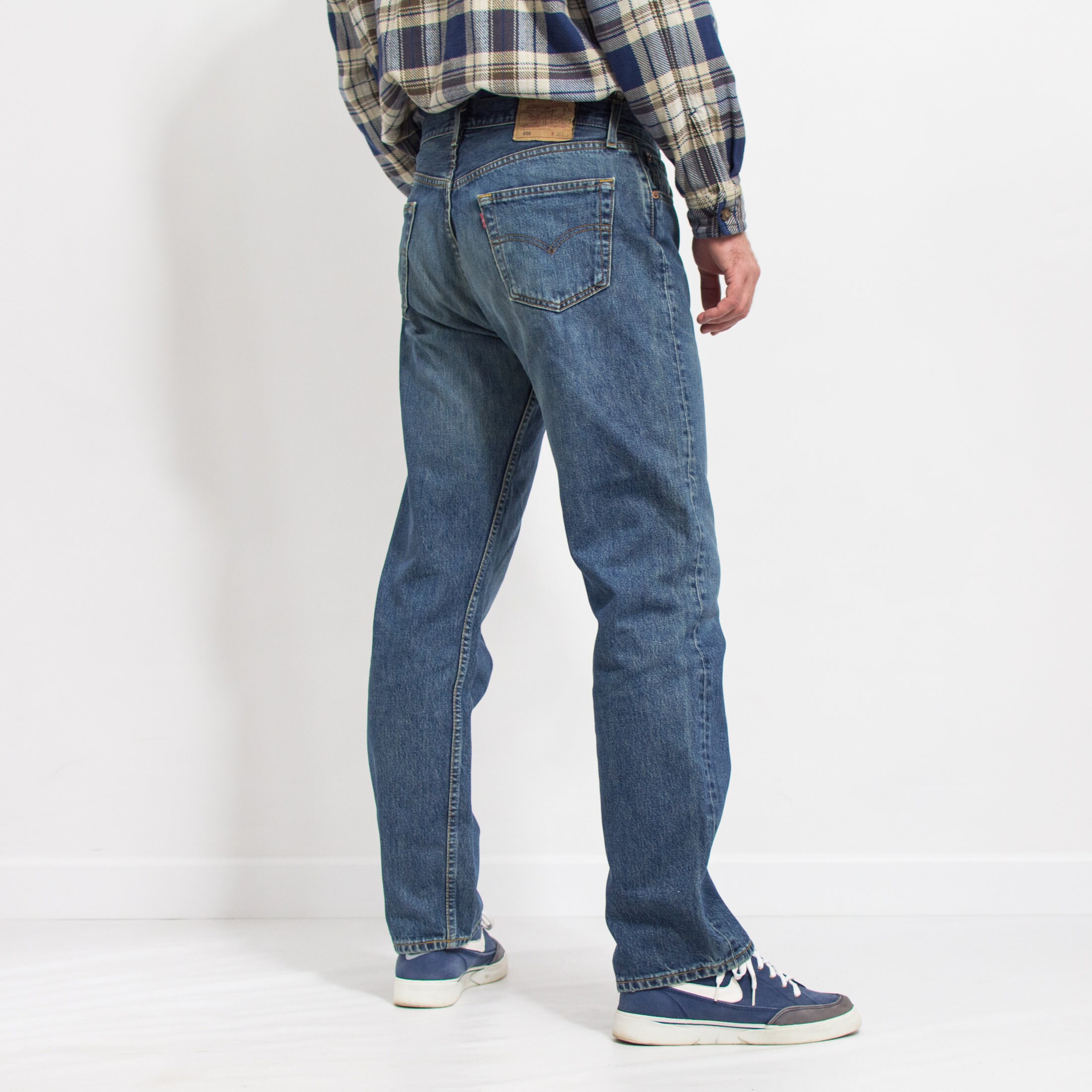 Levi's 501 W33 L32 – Red Cactus Vintage