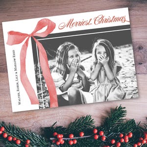 Tarjeta con lazo navideño / Sencilla, elegante y moderna / Tarjeta con foto / Personalizable / Fácil de usar / Descarga instantánea / Vacaciones