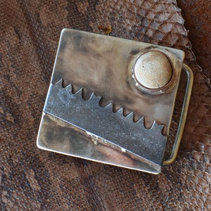 Belt Buckle in Bronze & Nickel silver with a wooden circle, Unique and Handmade, Ideal as a gift, Ready to ship