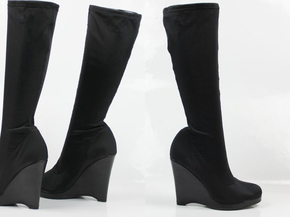 knee high neoprene boots
