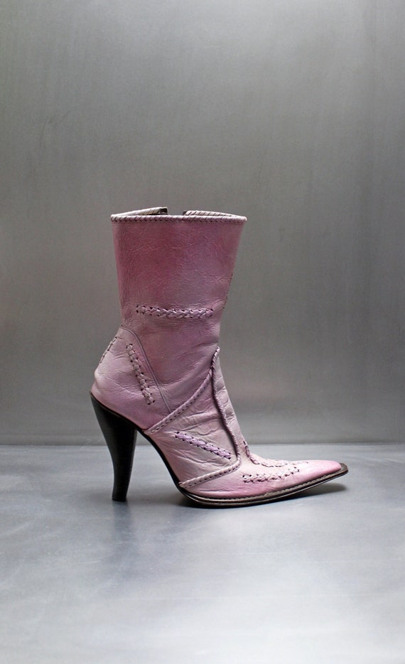 Pink leather hotsell cowgirl boots