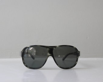 Y2K Gianfranco FERRE gray black shield sunglasses  unisex