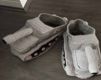 Tank slippers, army tank slippers, panzer slippers, panzer slipper, knitted slippers, army slippers, knitted tank slippers, handmade shoes