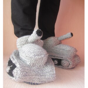 Pantofole da carro armato, regalo di anniversario, pantofole per adulti, regalo per lui, regalo a sorpresa, regalo per uomo, pantofole da carro armato lavorate a mano, pantofole