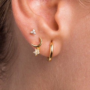 Moon - star gold stud earring - Moon stud earring - Star stud - Cz stud earring - Dainty stud earring -Delicate moon studs- Tiny star