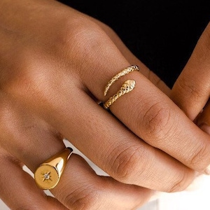 Snake ring, Serpent ring, vintage ring, dainty ring, wrap ring, thin ring, dainty ring, gold ring, silver ring, engraved ring