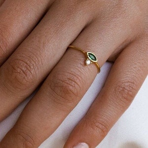 Cz gold ring - Green emerald cz ring - Minimalist ring - Dainty ring - Crystal stone ring - Engagement ring - Gold cz stone ring