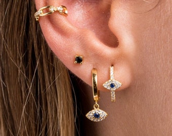 Black Stone stud earrings - small black cz earrings - Dainty stud earrings - Gold stud earrings - Minimalist stud earrings - Dainty studs