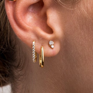 140 Dainty cz studs - Tiny earrings - Delicate earrings - Cz earrrings - Gold studs - Gold earrings - Minimal studs - Dainty Jewels