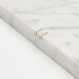 Stud earrings-Circle Earrings - Silver earrings - Simple Everyday Earrings - Minimalist earrings - Dainty studs