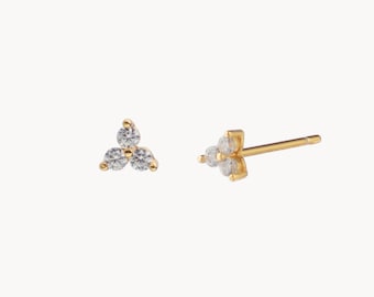 Dainty stud earrings- cz stud earrings-Dainty stud - Minimal studs - cz studs - gold earrings  - Delicate earrings - Cz earrings - S-PEZ0361