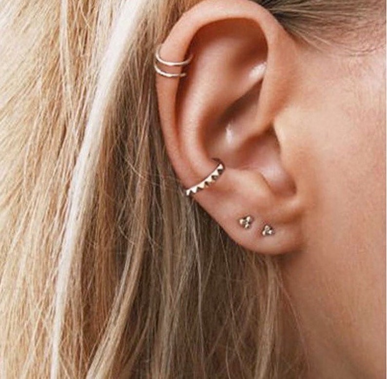 Tiny dainty earrings Tiny gold studs Dainty silver studs Stud earrings Lobe earrings-Cartilage studs-Minimalist earrings S-PE00185 imagen 2