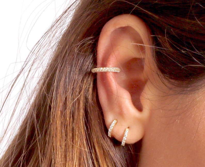 Small hoop earrings - huggie hoops earrings - hoop earrings - Dainty hoops - Tiny hoops - Thin hoops - Minimalist earrings - Minimal jewelry