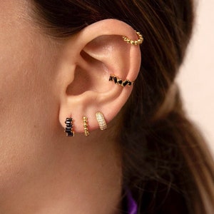 Baguette ear cuff, Cz ear cuff, ear cuff, gold ear cuff, silver ear cuff, minimal ear cuff, dainty ear cuff, delicate, earcuff- I-PEN1061
