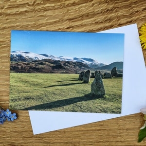 Śnieg na wzgórzach nad Castlerigg, Keswick A6 Kartka okolicznościowa i wydruk na płótnie
