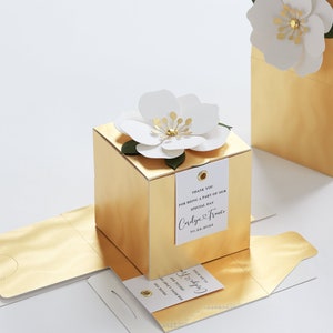 Lot de 10 boîtes à dragées dorées décorées de fleurs pour mariages, baptêmes, anniversaires et plus encore
