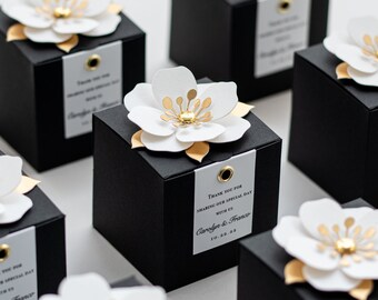 Luxury 10 Wedding Favour Boxes Bags /& 10 Name Place Cards Table Decorations Set
