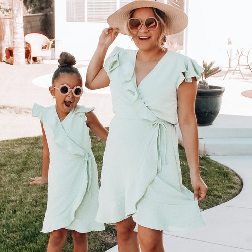 Spring Matching Dresses Mother and Daughter Matching Outfit | Etsy