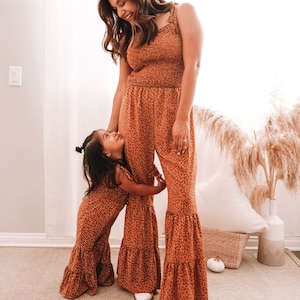 AUTUMN JUMPSUITS | mommy and me |  mommy and me fall outfits | matching outfits | fall outfits | mommy and me fall jumpsuits | bell bottoms