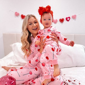 Baby and big sister matching pajamas 2025