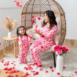 Valentines day pajamas mom and daughter sales