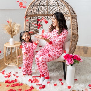 LEO HEART PAJAMAS valentines day pajamas, mommy and me pajamas, matching outfits, matching pajamas, valentine's day outfits, valentine's day