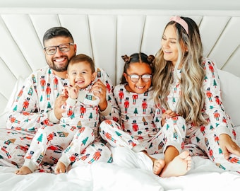 CHRISTMAS FAMILY MATCHING pajamas | family pajamas | matching outfits | matching pjs | coordinating pajamas | holiday matching pajamas