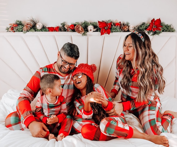 Mom Christmas Santa T Shirt Family Matching Pajamas Mama Pjs Mom Christmas Santa T Shirt Family Matching Pajamas Mama Pjs