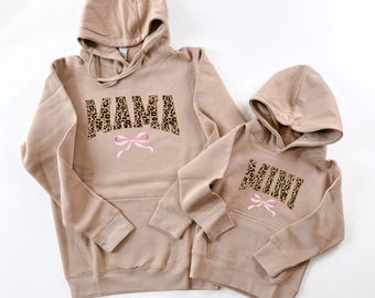 Mamma och mini-tröja, hoodies för barn, mamma och jag-kläder, hoodies för kvinnor, matchande kläder, rosetttröja, mamma och jag-tröjor