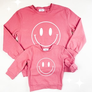 Mauve Smiley Mama & Mini Long sleeve Crew necks,  mommy and me, matching outfits, mommy and me outfits, matching shirts, mama smiley face