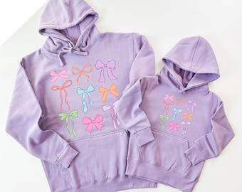 Easter sweatshirt, Mommy and Me Sweatshirts, embroidered mama sweatshirt, mommy and me outfits, sweatshirt mamae, easter png, mama easter