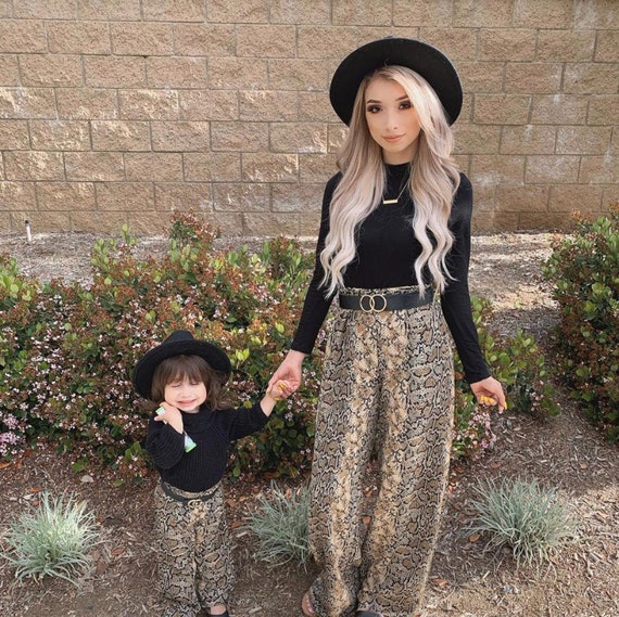matching mother daughter outfit