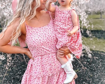 Mommy and me matching dress, mommy and me outfits, mommy and me, family matching, matching outfits, mama and me, mommy and daughter, g ift