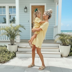 Mommy and me gifts, mommy and me dresses, mother daughter gifts, matching outfit for mom and daughter, matching outfits, family vacation image 2