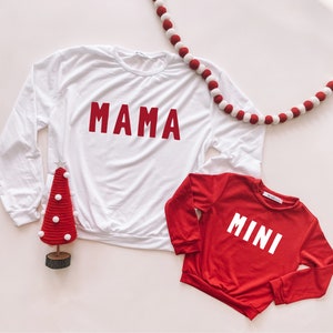 Mama & Mini Holiday Matching pulls à col rond, maman et moi, maman et moi assortis, tenues assorties,