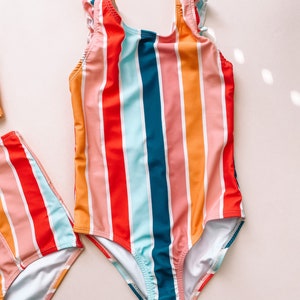 Multi Striped mommy and me swimsuit, mommy and me swimwear, swimsuit, mommy and me swim, mother daughter swimsuits, matching outfits 画像 4